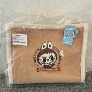 POPMART labubu plush tote bag ✨